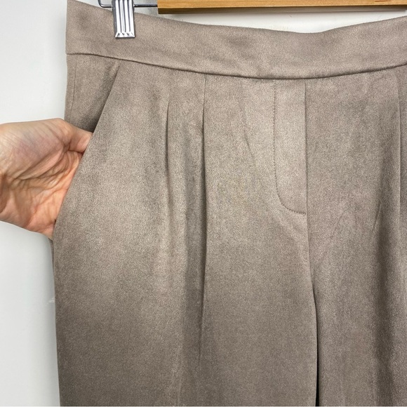 ARITZIA Babaton Faux Suede Cohen Pants, Beige/Taupe, Size 6 - Picture 6 of 13